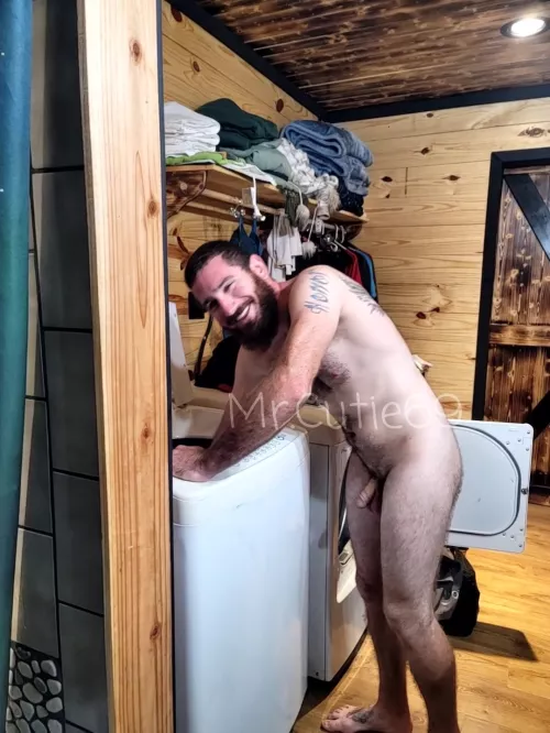 Some naked laundry 🤣🤣🤦