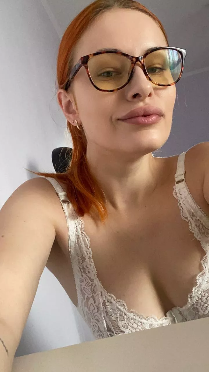 The fabulous redheaded beauty is ready to send you into a world of pleasure