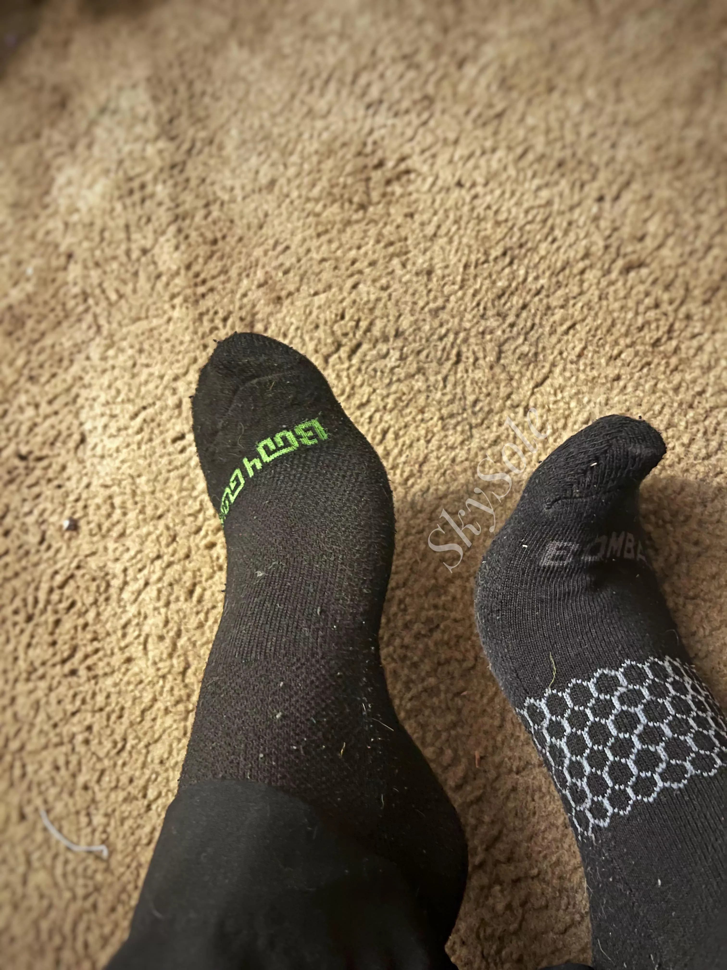 2 day worn sweaty mismatches x Take a whiff