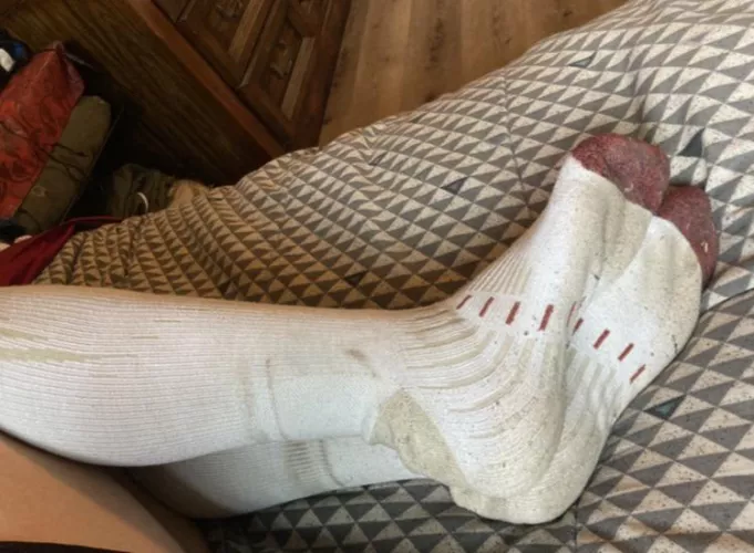 All cooped up in boots, after a long hot day of farming.. it would be a shame if no one got to smell these 😷😝😘