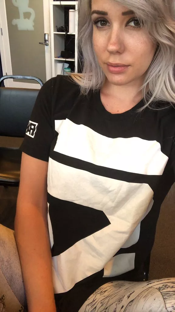 Aussie beauty Alanah Pearce