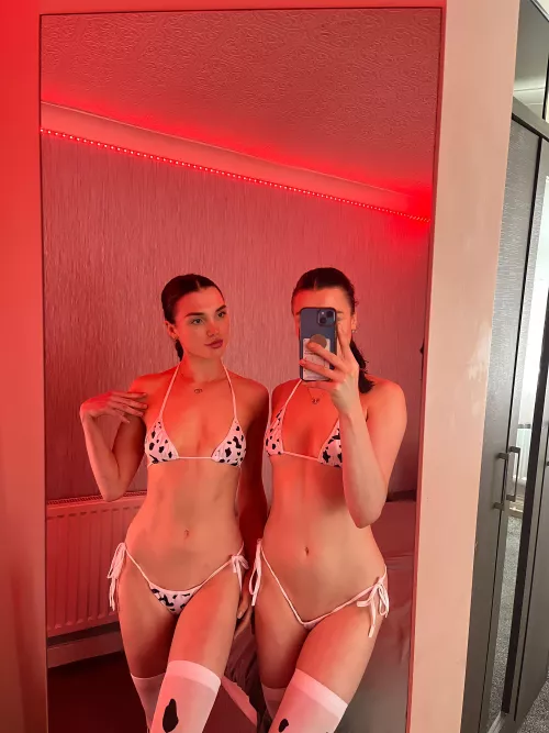 Do you like our outfit ?