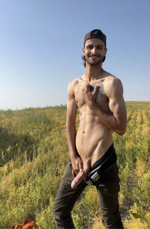 Everyone! Aliens exist! Haha