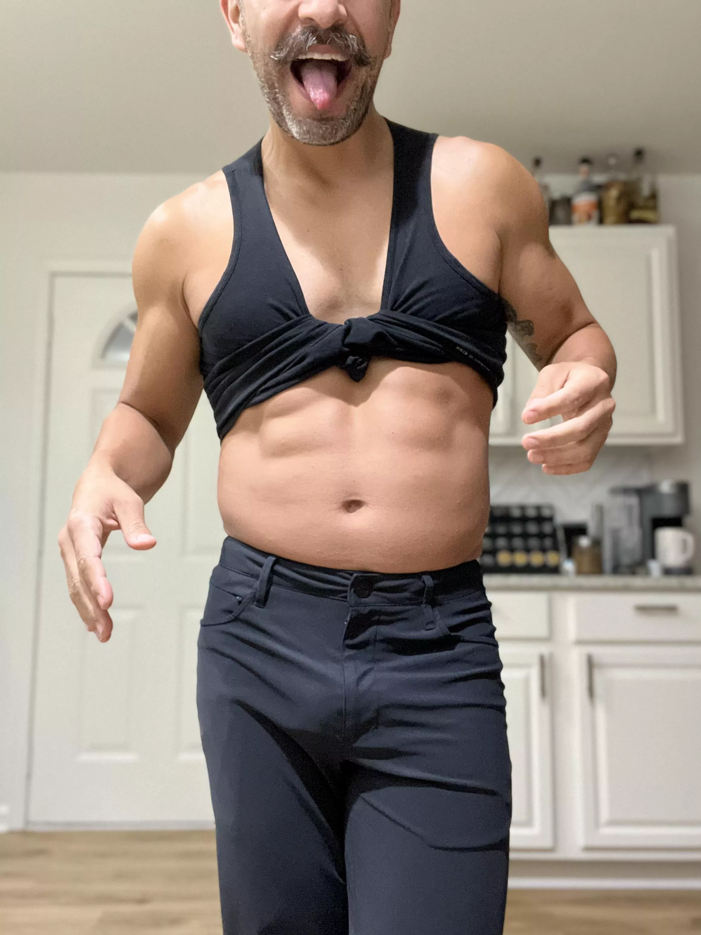 TITS OUT FOR HARAMBE!!! 🤣