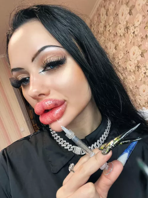 Again and again, can’t stop injecting