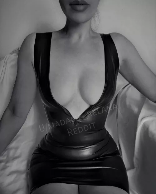I feel the need to dominate you in my latex dress
