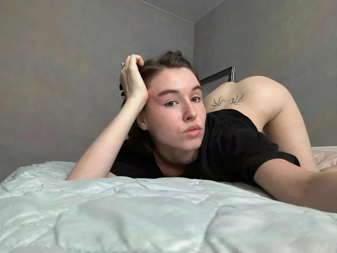 I get so wet when letting strangers watch me masturbate