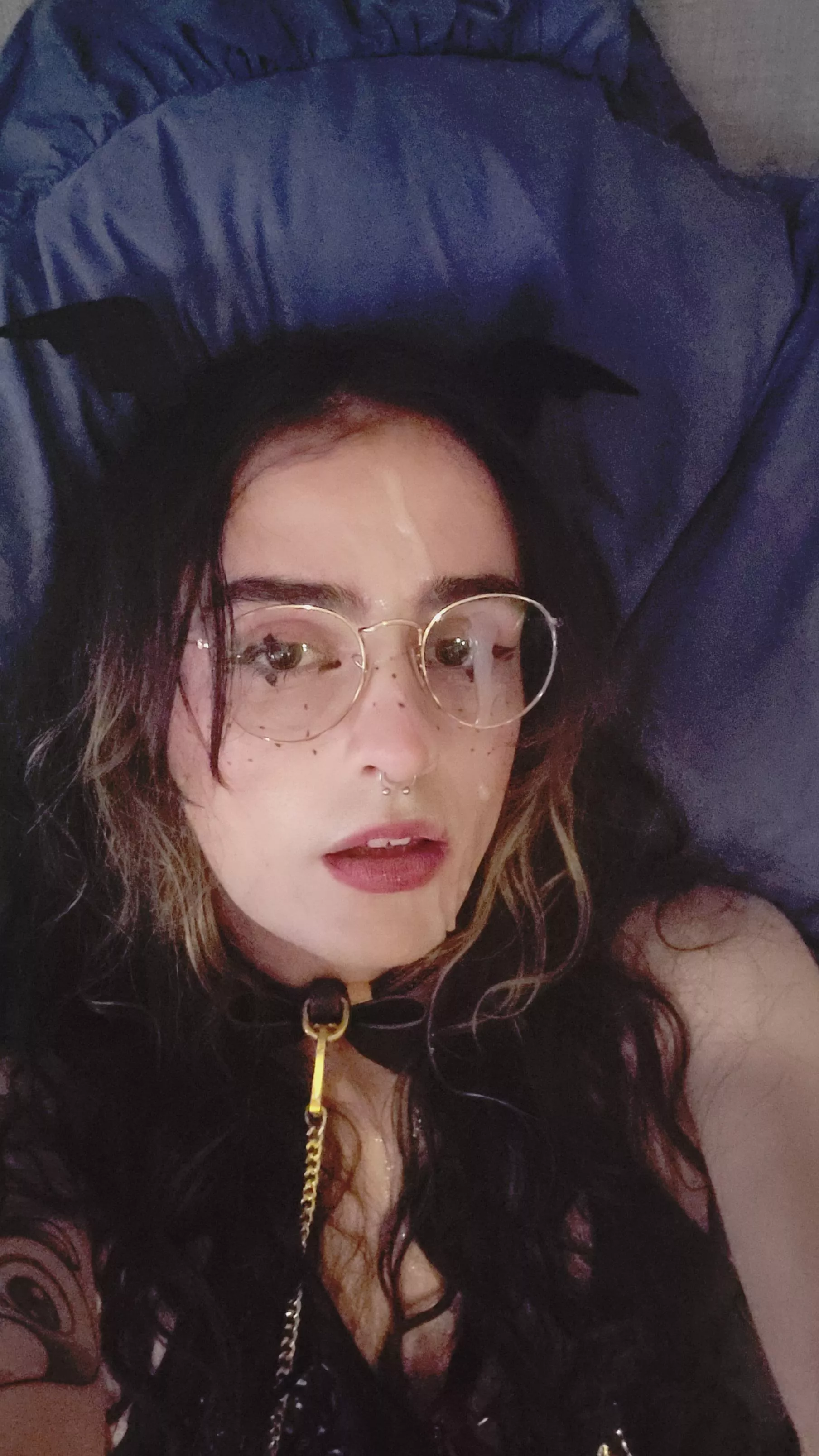 I love being collared and cummed on [F]