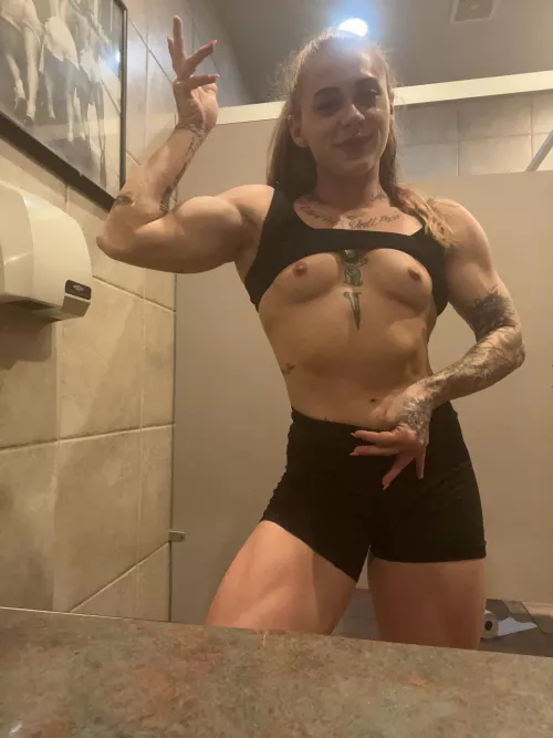 I love being naughty in public