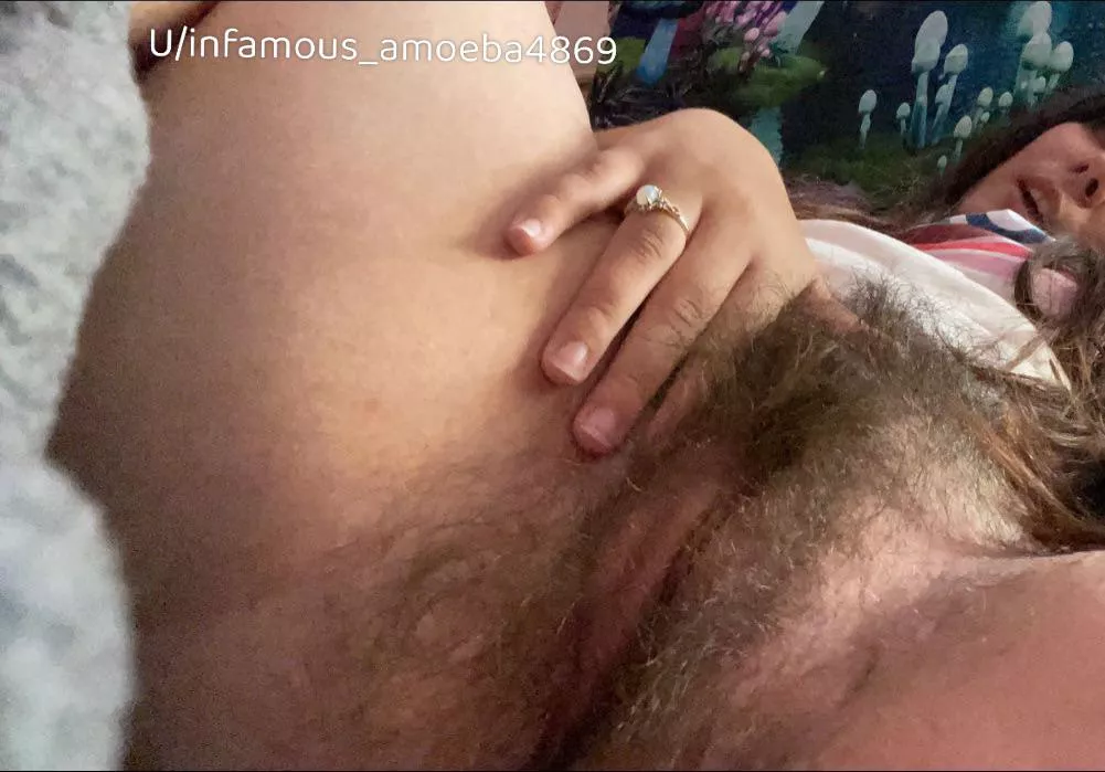May I sit my VERY hairy pussy on your face? 😻 yes or no? ❤️😳