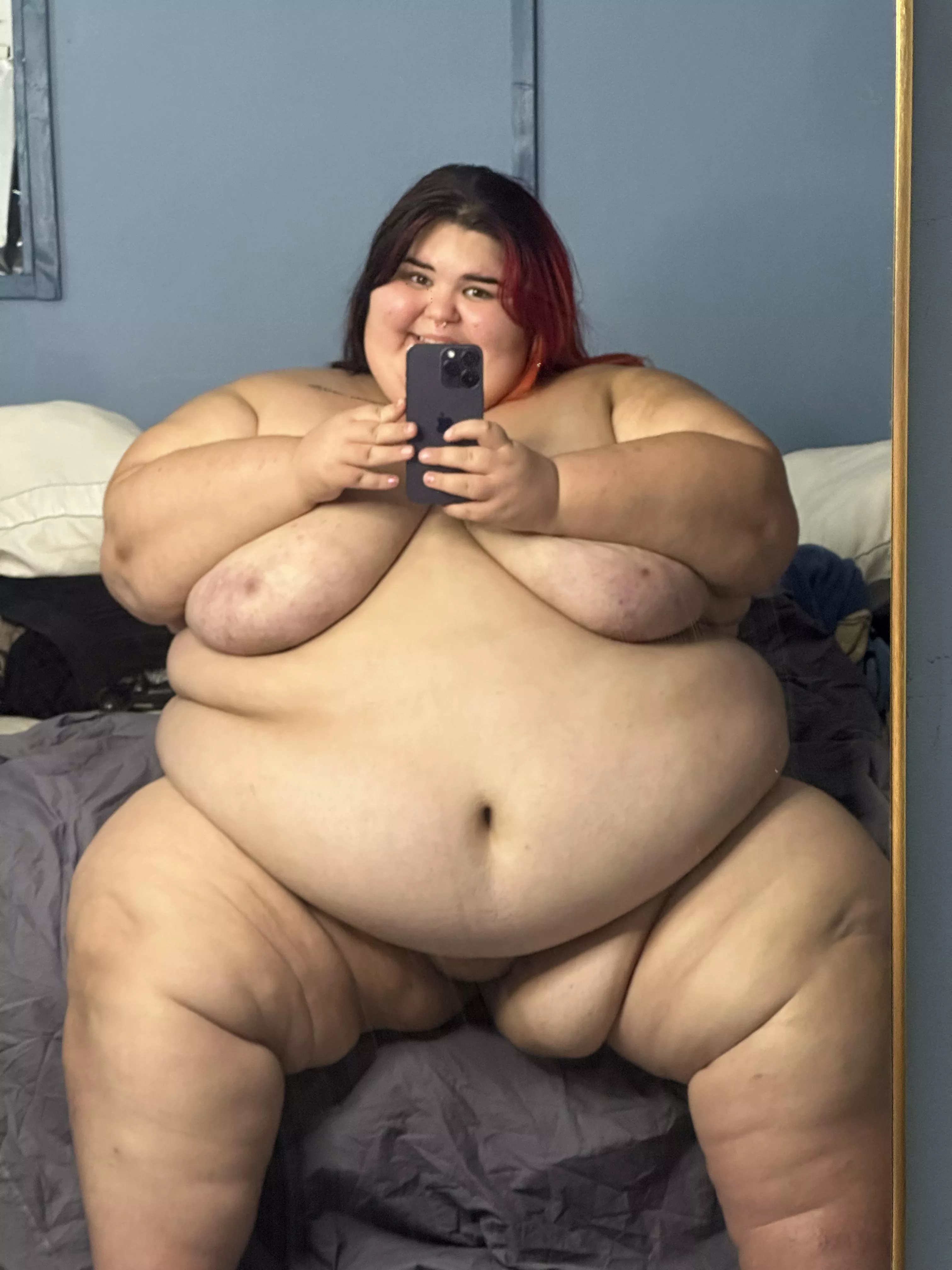 My tummy is massive 😮‍💨