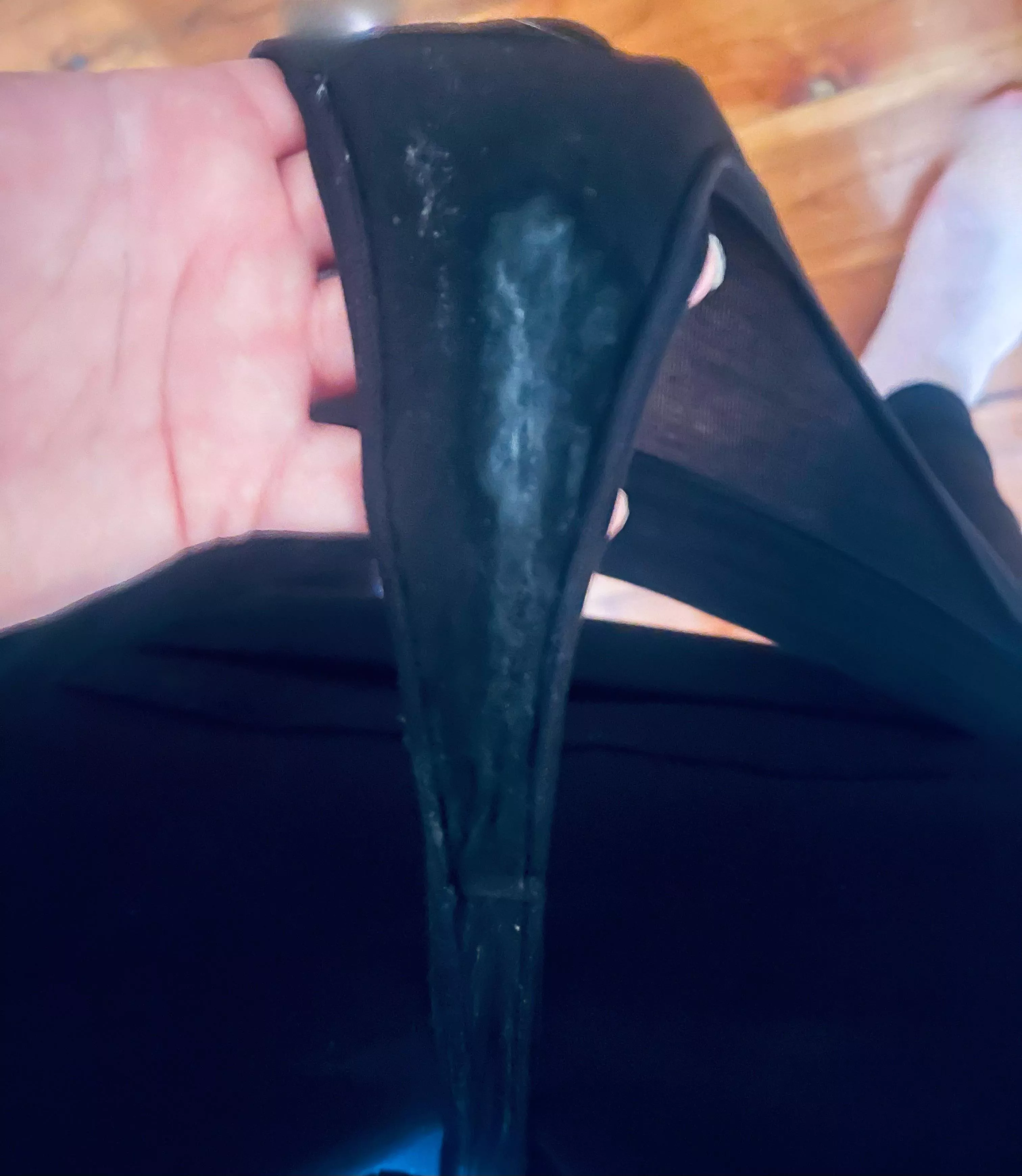 Nothing quite like being filled and then wearing black panties for the rest of the day 😈 😩