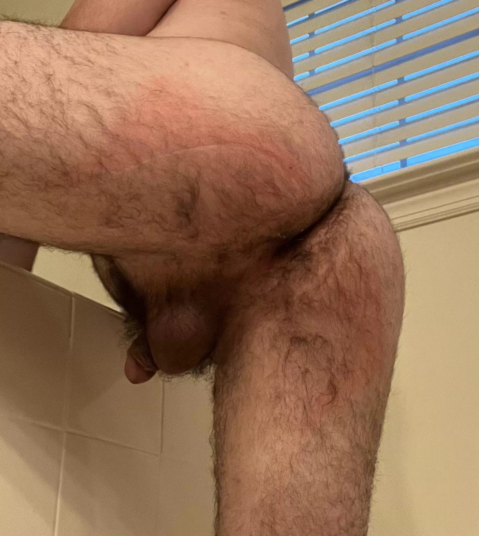 Something about strong men makes me want to show them my ass… (21) DMs welcome