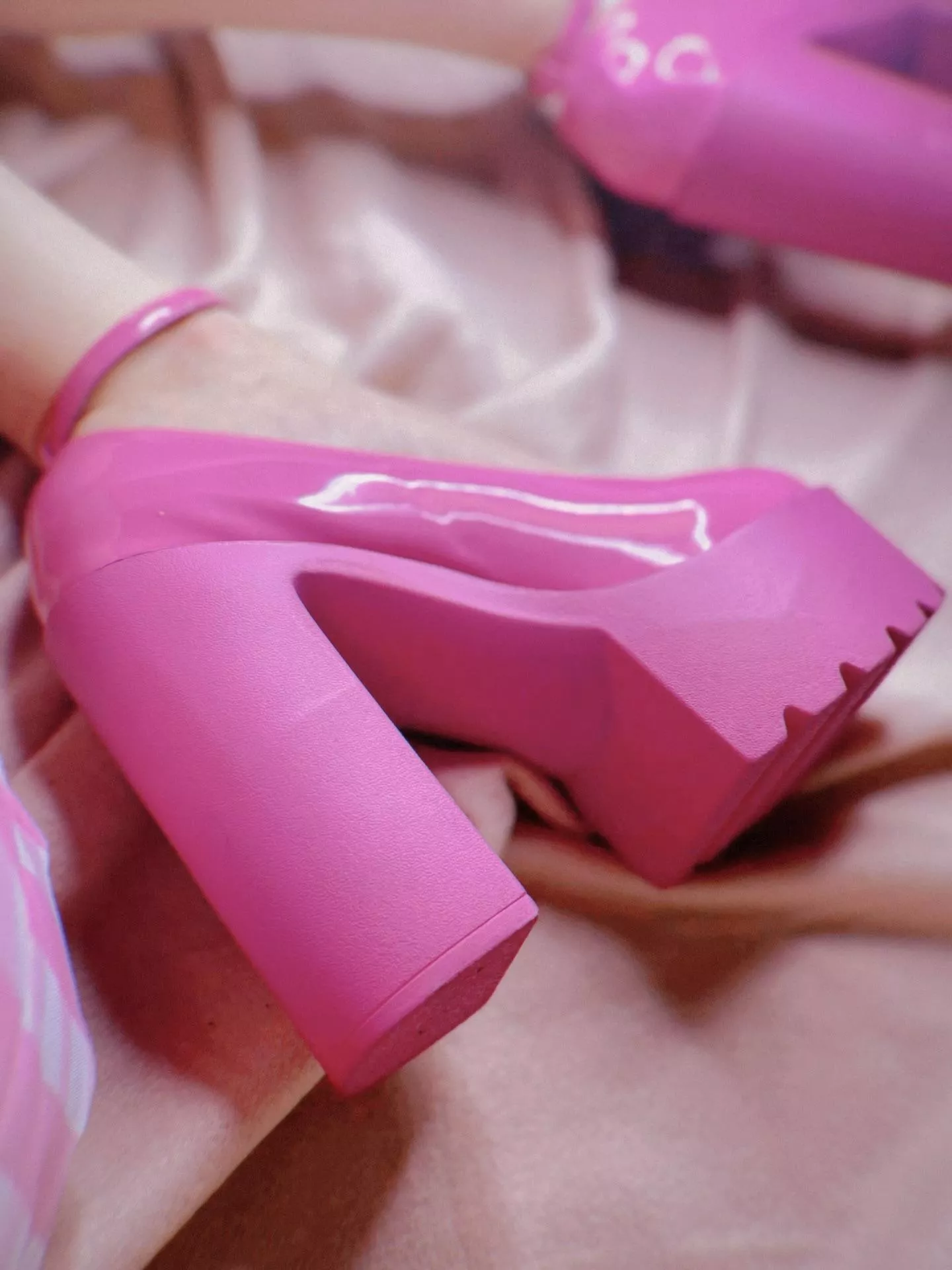 These heels are the cutest