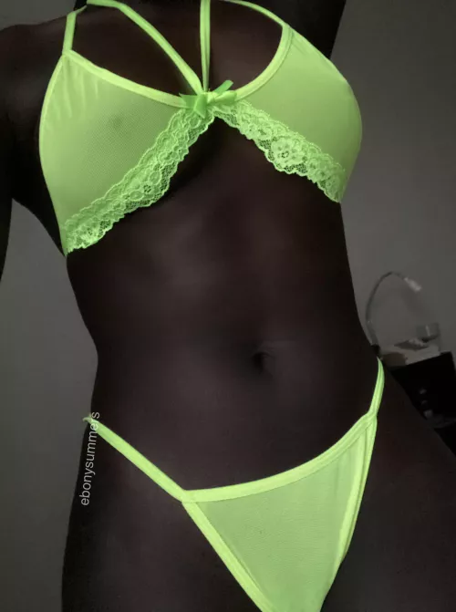 This color makes me feel so sexy