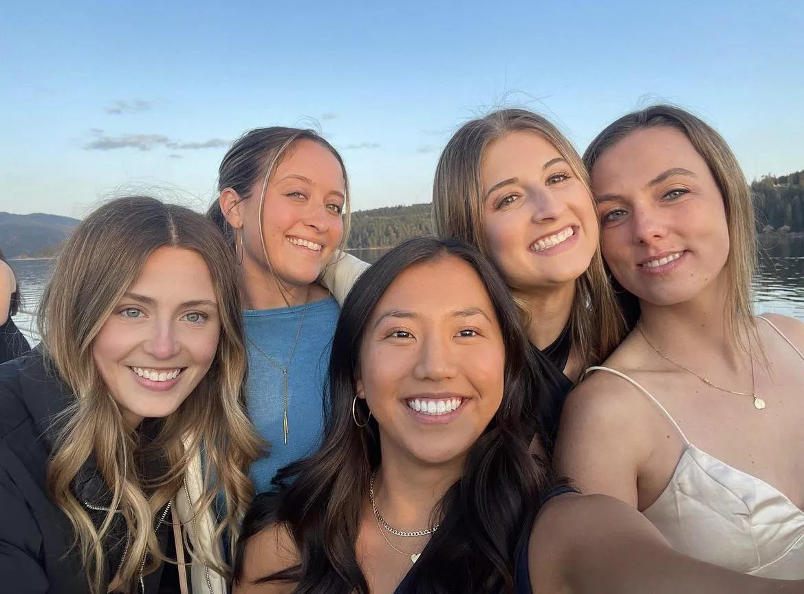 Whose the throat 🐐