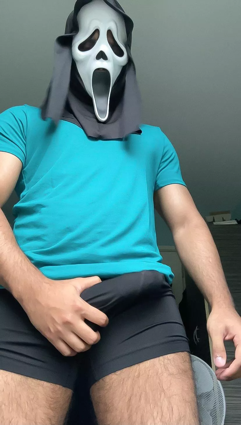 Would you let ghost face fuck your face?