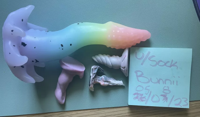 WTS - $75 for toy and teenies 💕