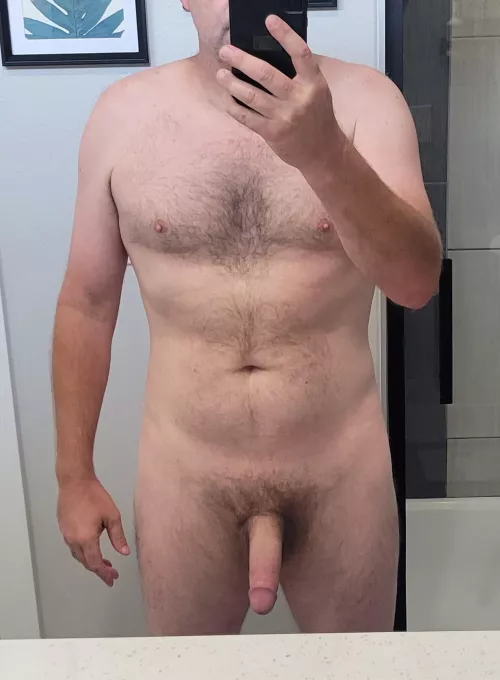 (46) Dadbod in the Midwest. Seems like age is starting to win lol