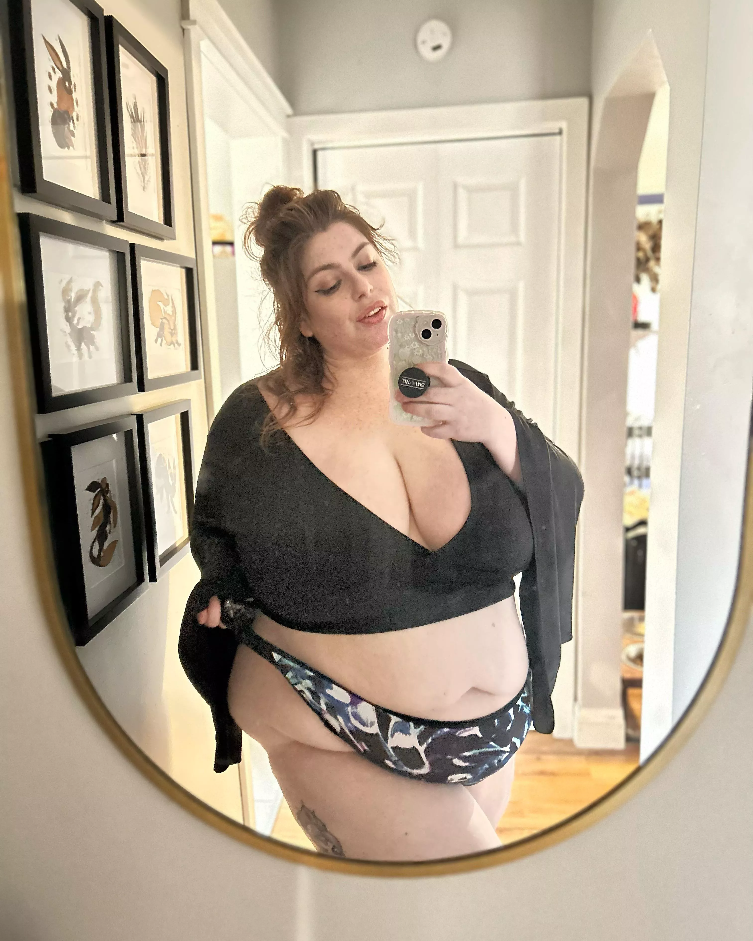 Felt cute 😌 what do you think?