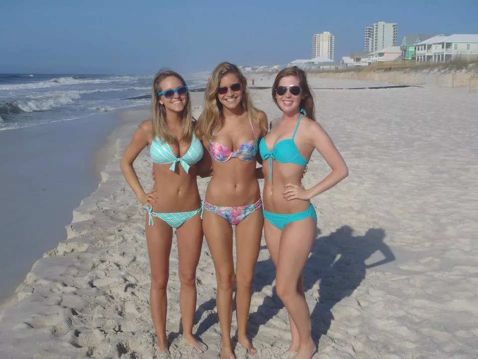 Future Wifeys at the Beach
