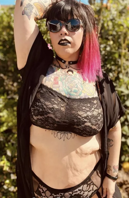 Goth Sunshine