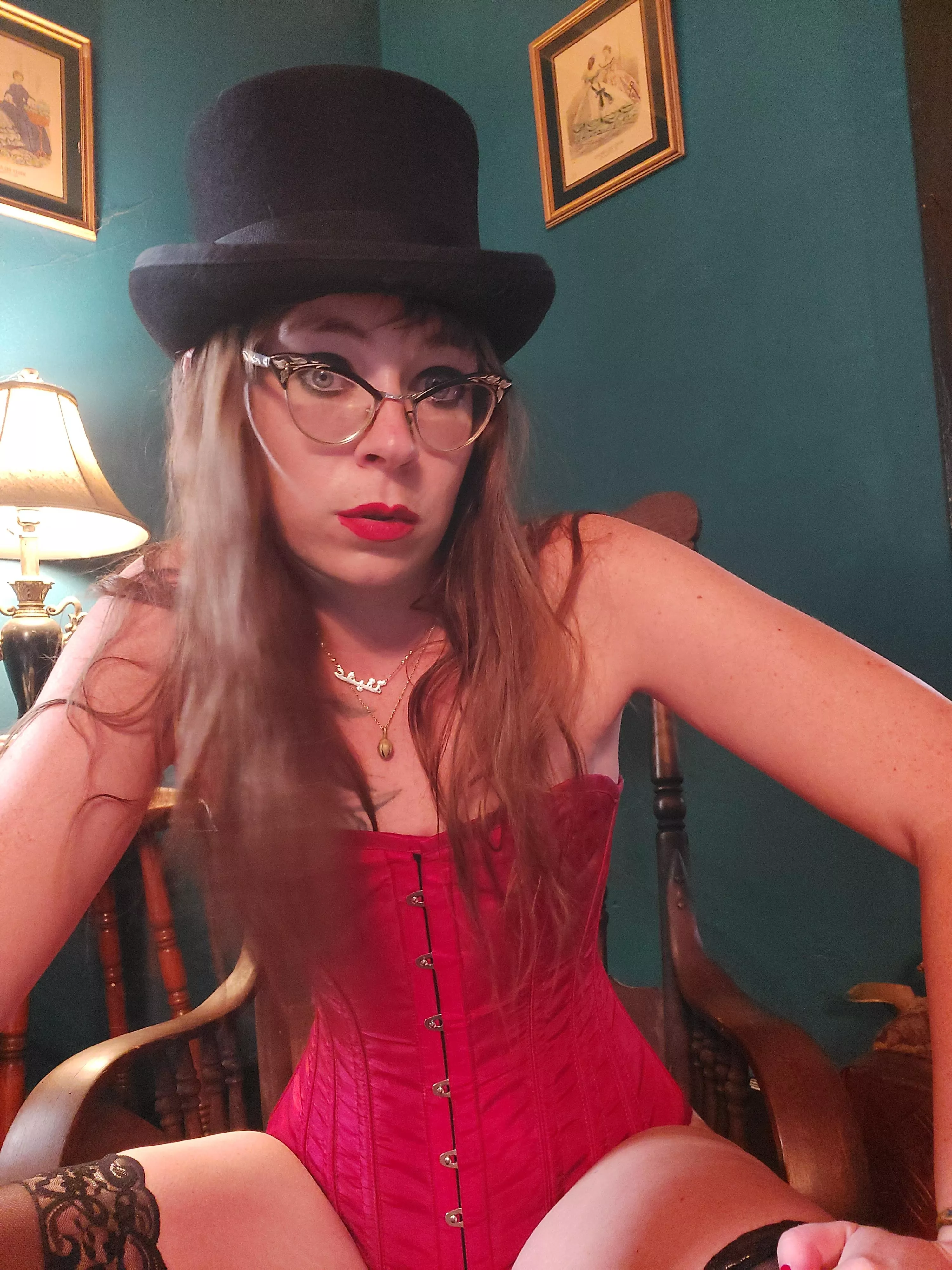 I love corsets... why are they not more popular?