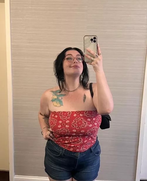 it’s our first date what’s the first thing you say when you see me?