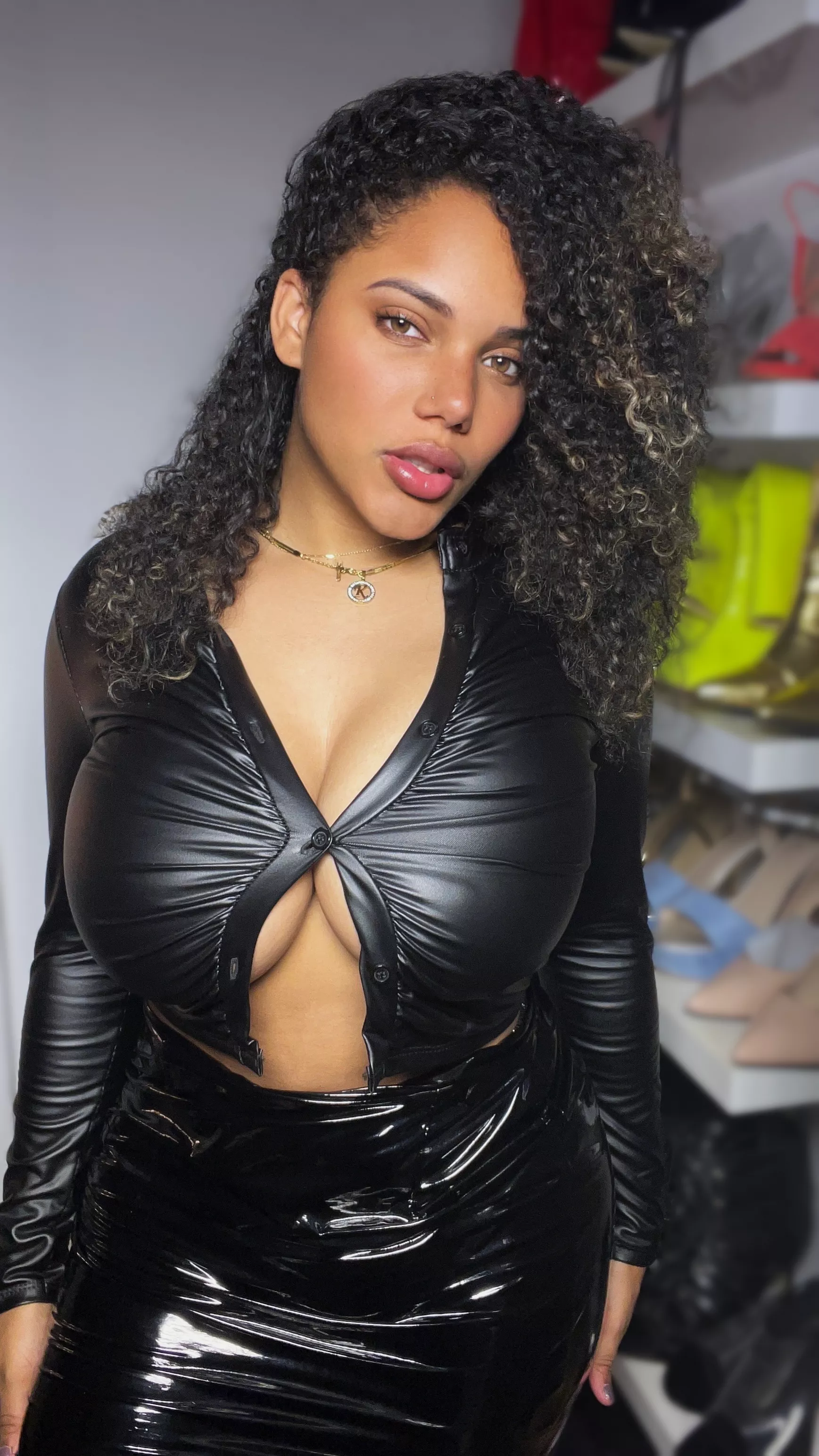 That button is holding on for dear life 😅