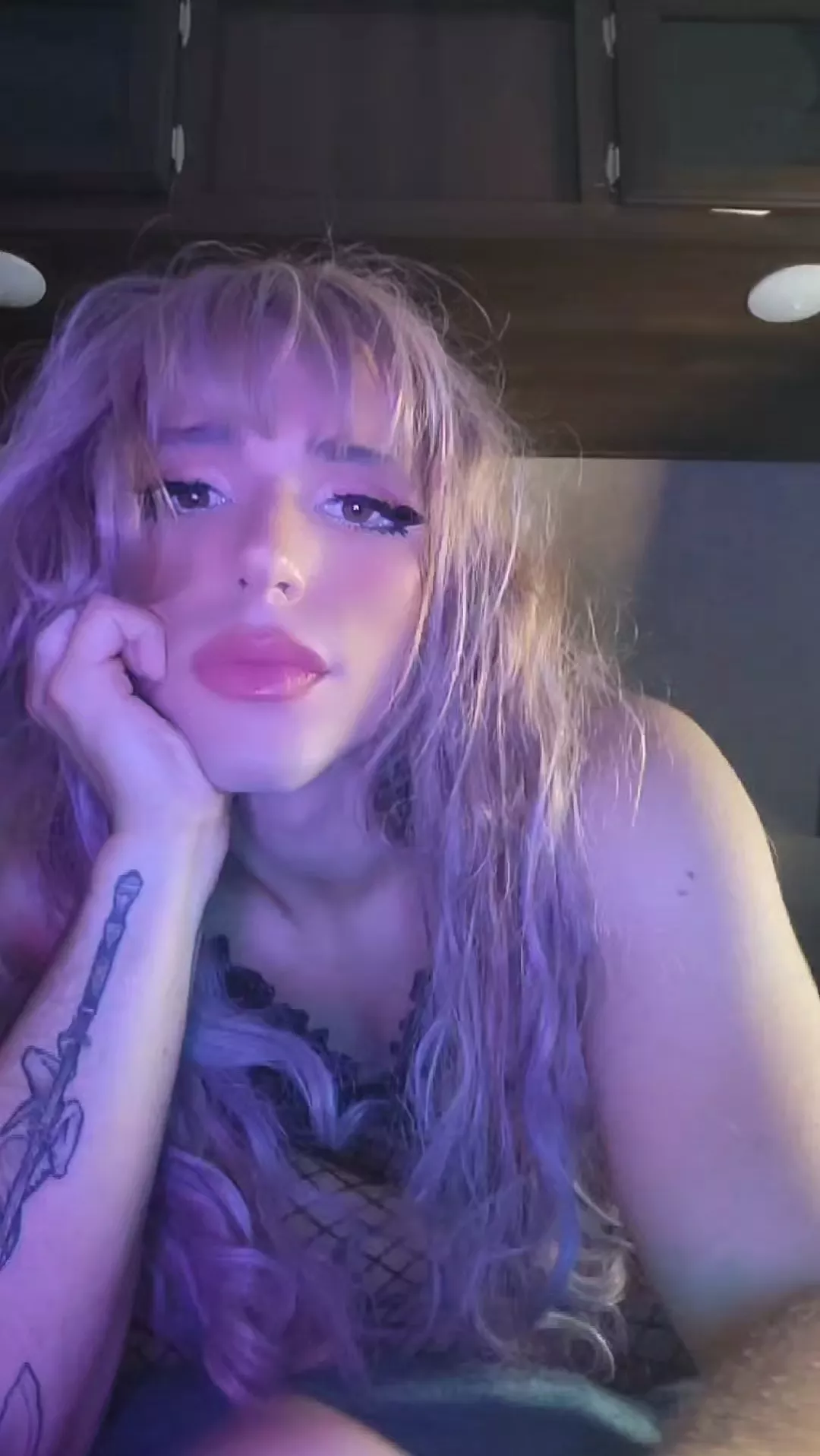 What do you think of my makeup? 🥰