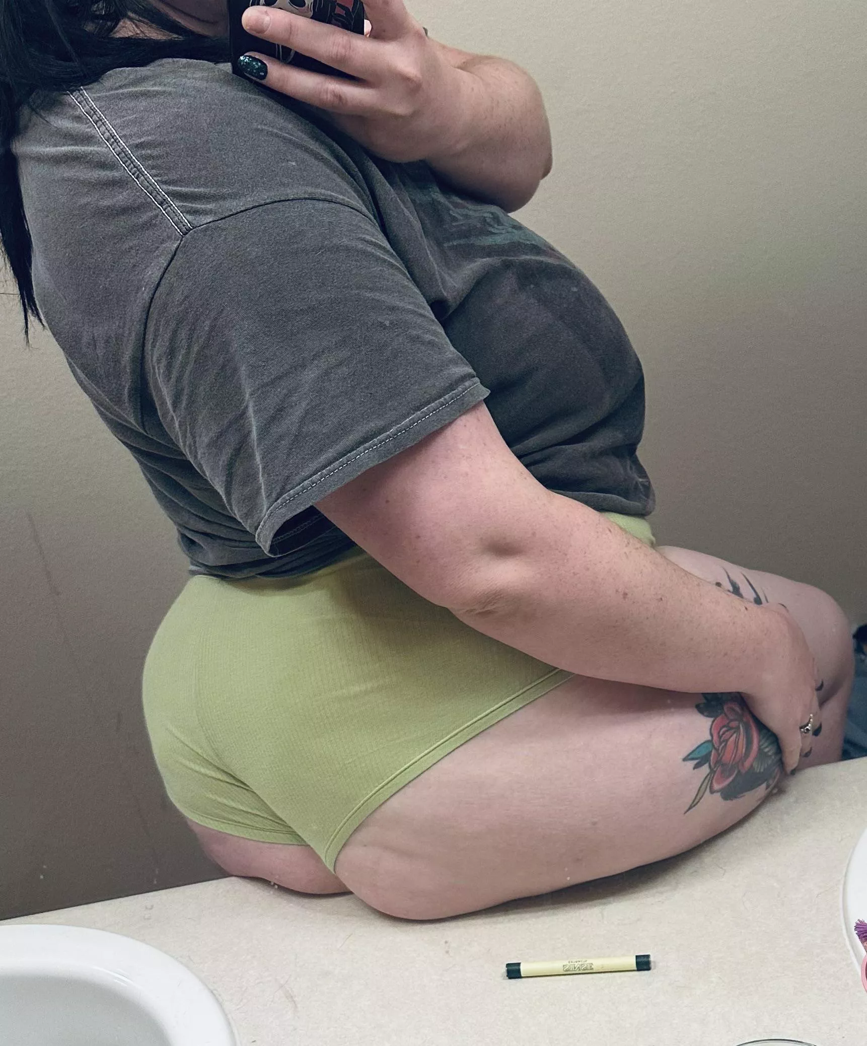 Woke up like this 😝[F]