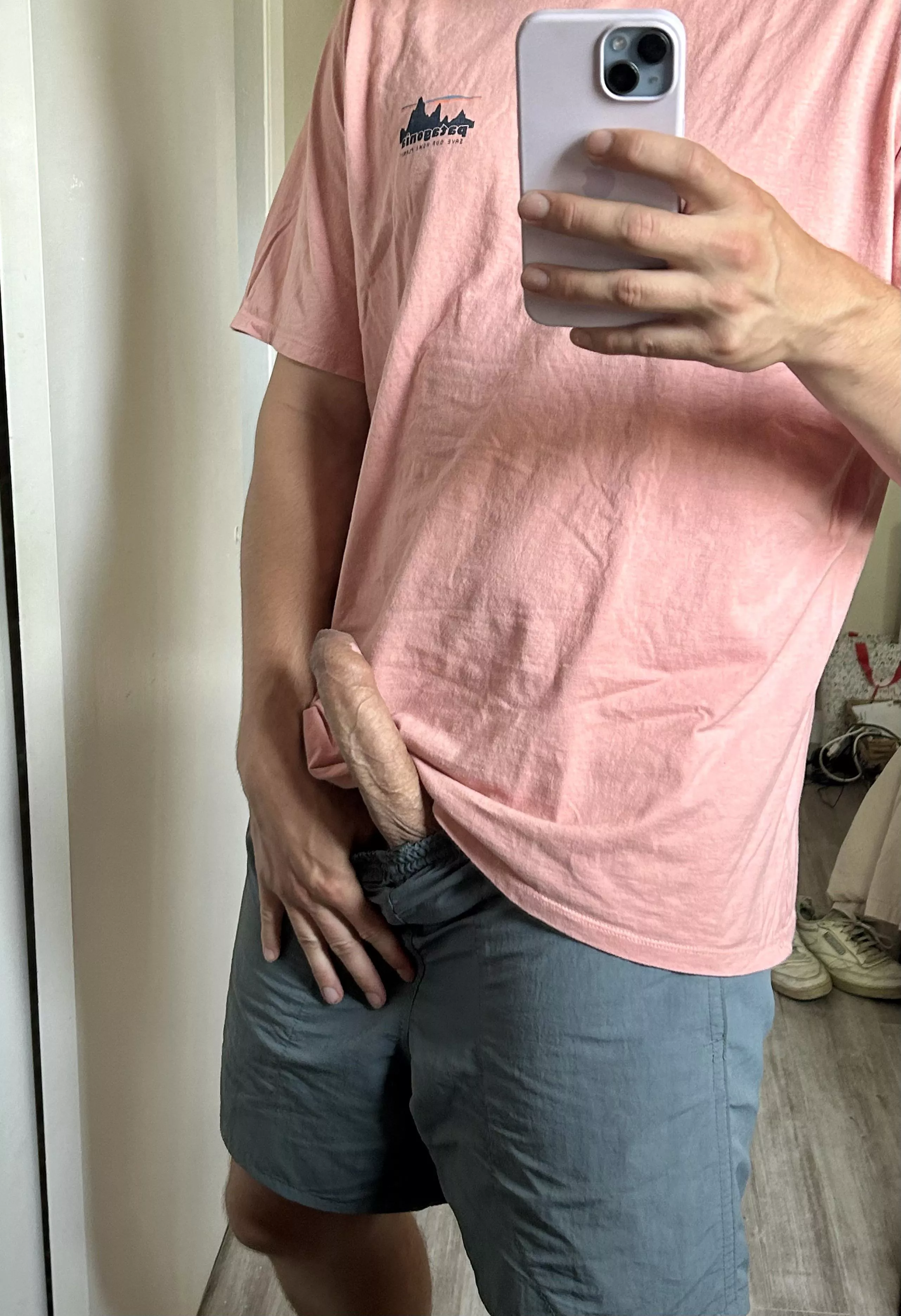 A quick mirror flash