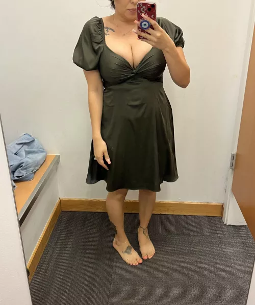 Not sure if I like this dress, what do you think?
