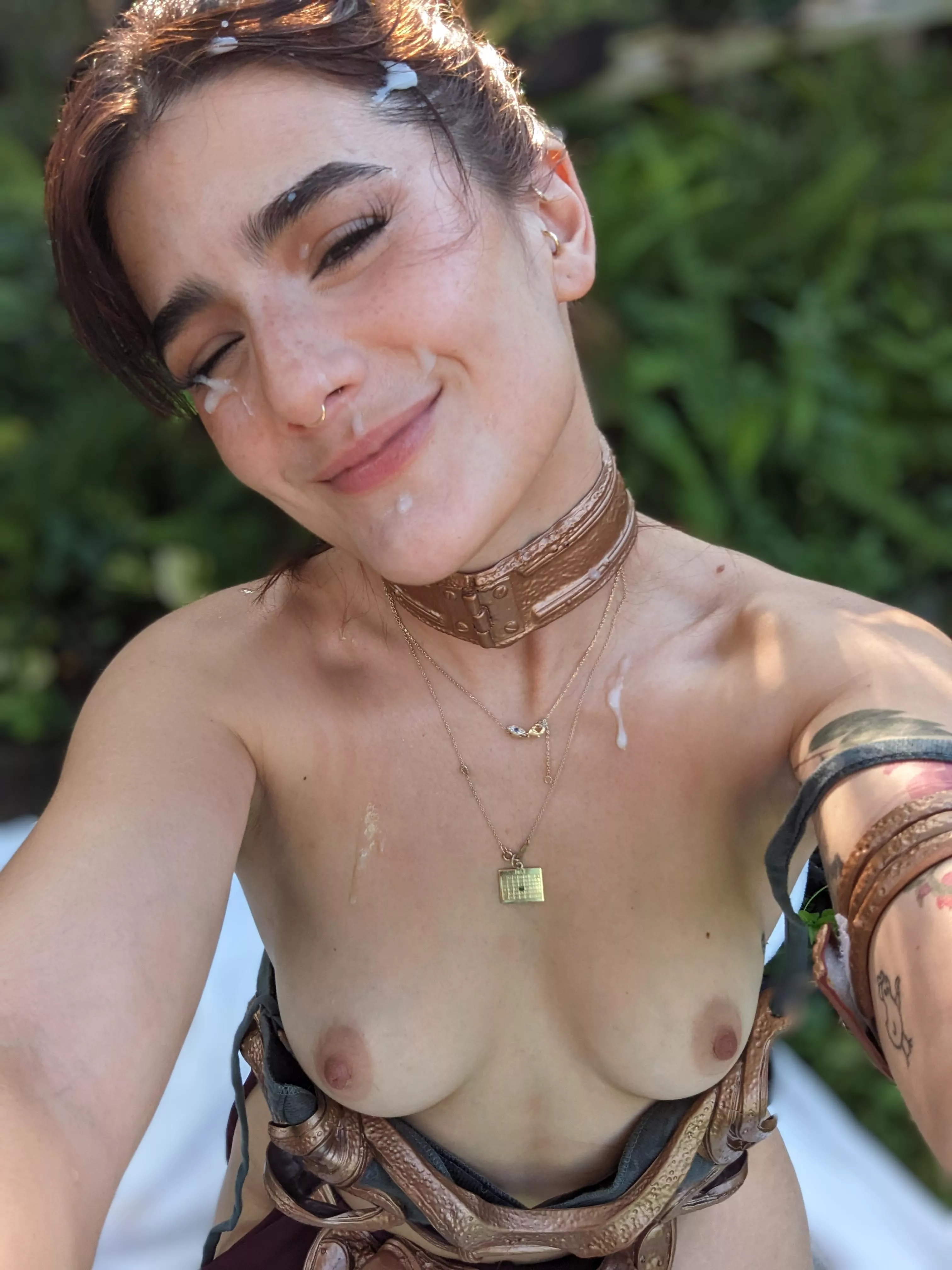 Princess Leia Loves Wearing Her Cum Reward