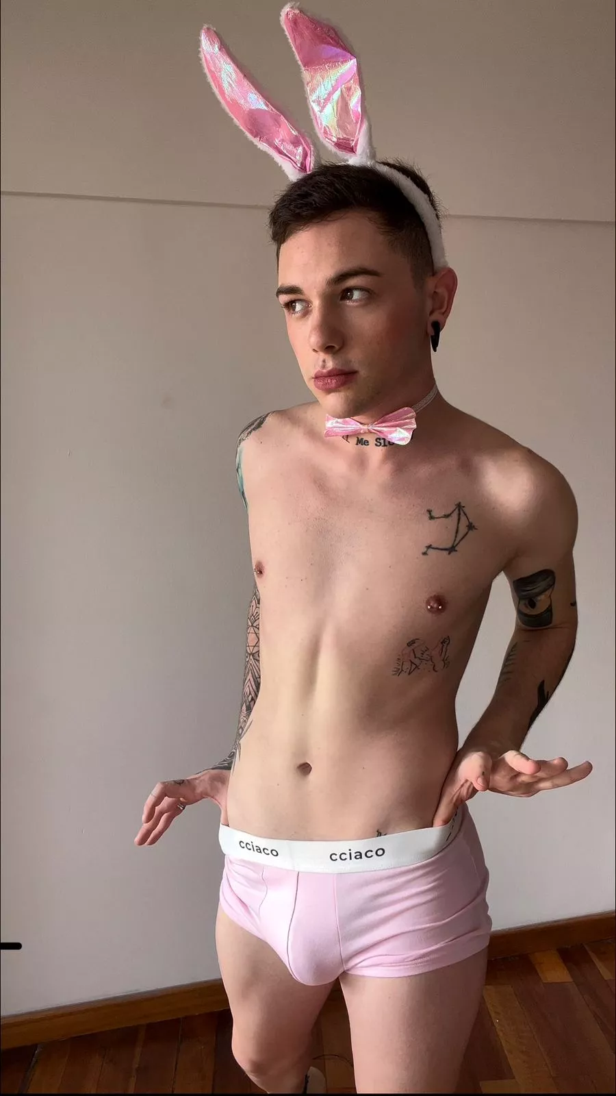 Ready for your spanking baby, what are you waiting for?