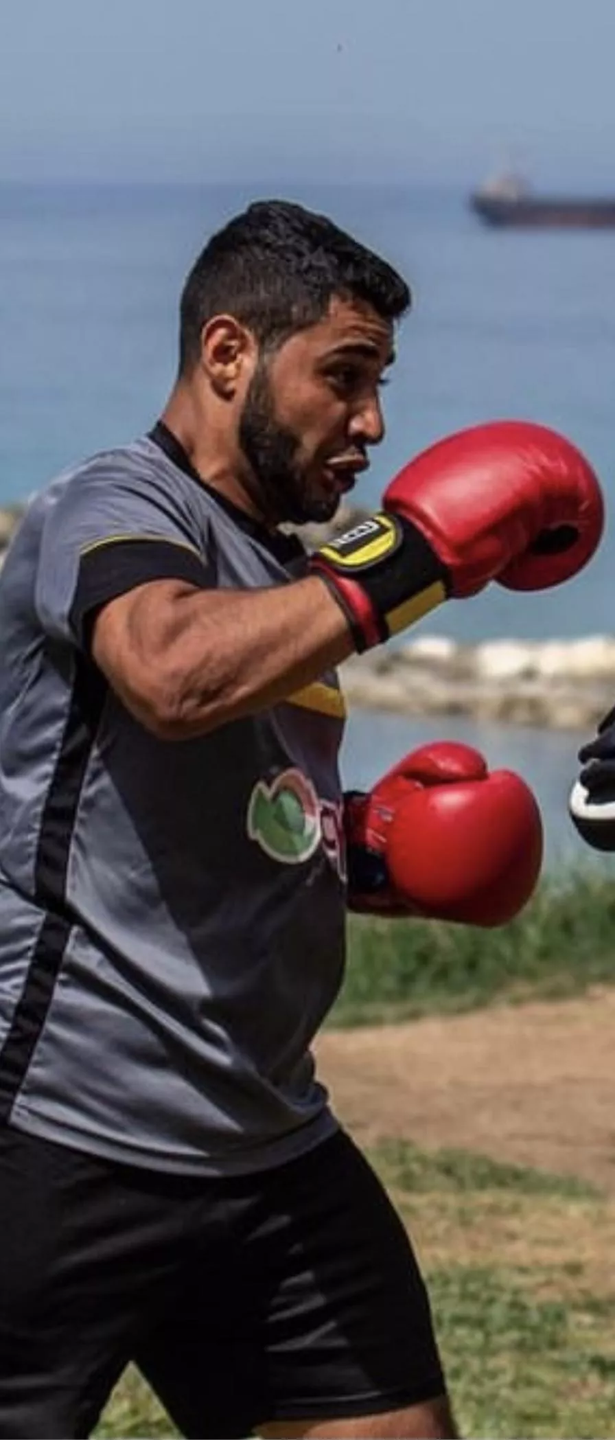 Yemeni bro posts for the first time here