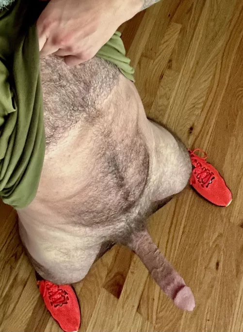 You want your dads (46) yr old best friend to cum in your mouth or your pussy?