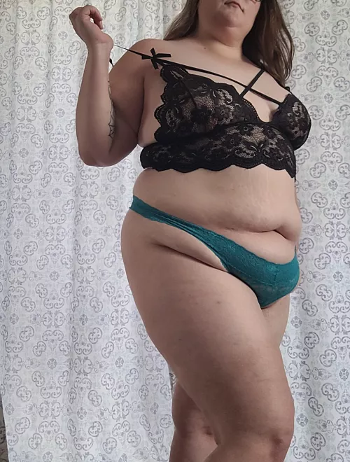 Curves for days 😍