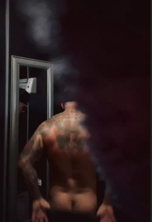 I got this anonymous video sent to me, I wonder if they enjoyed the show 🤷🏻‍♂️ (for the full vid pm me)