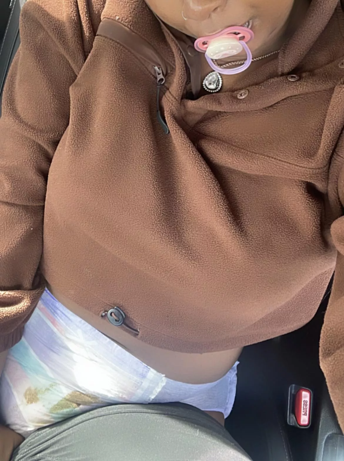 I need a daddy to help me🥺 I'm a messy baby😭