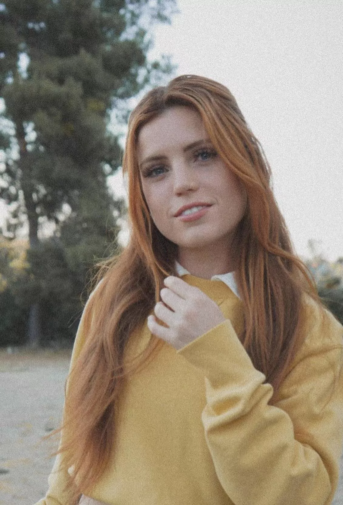 Sydney Sierota (echosmith)