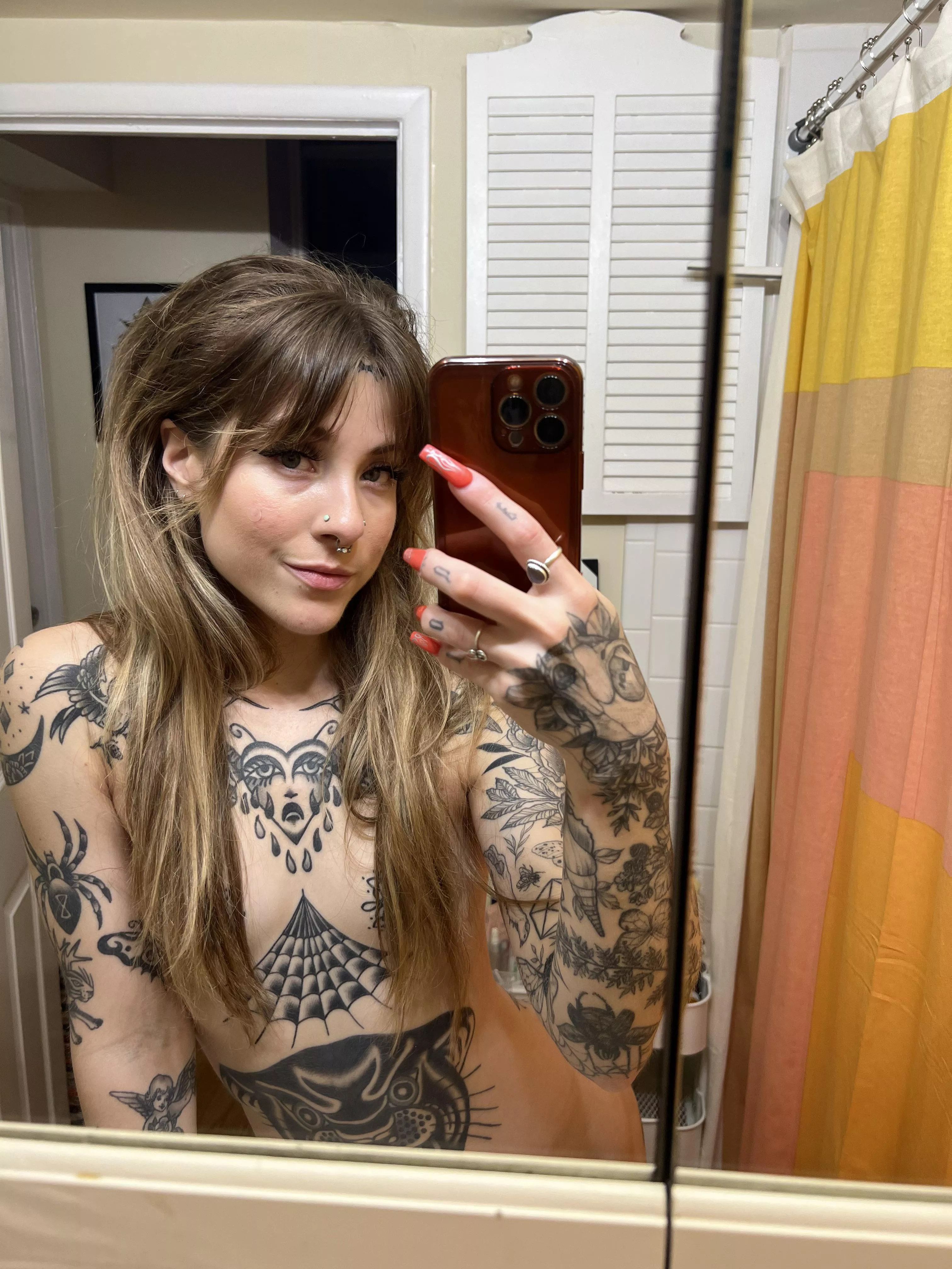 weeeee first post here! hi i’m olive :)