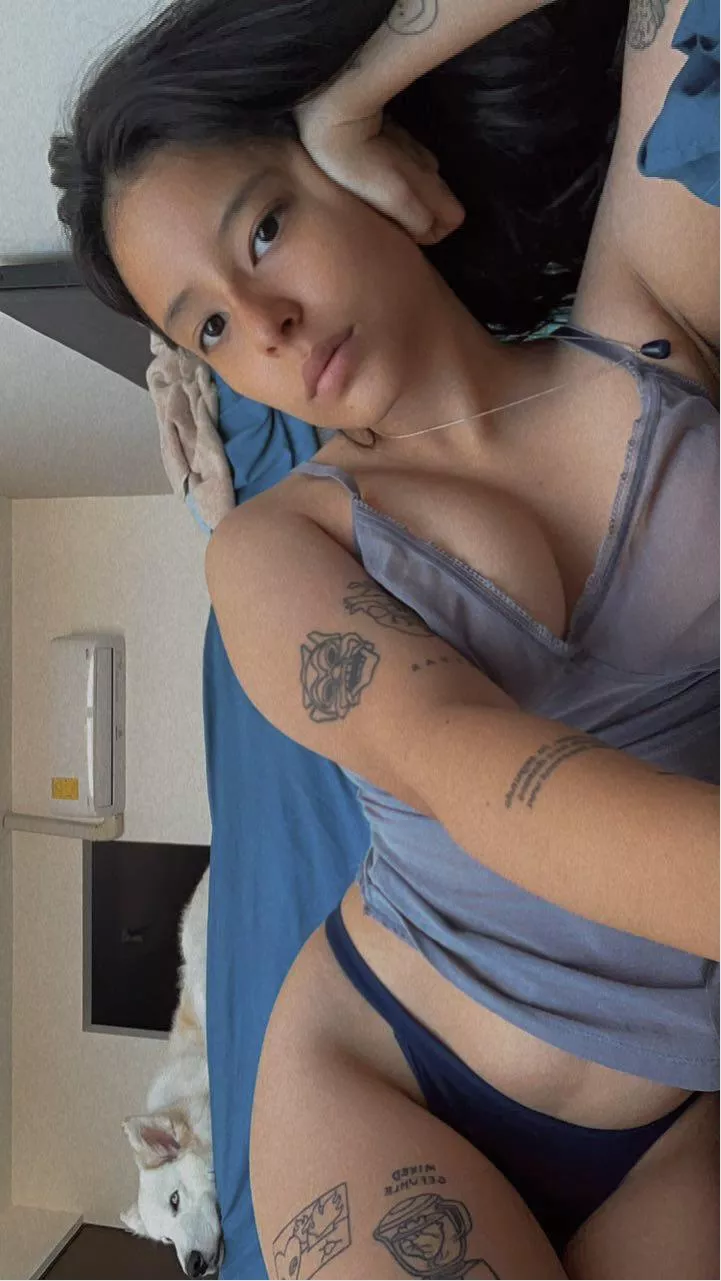 Woke up and decided to share a picture here <3 [F]