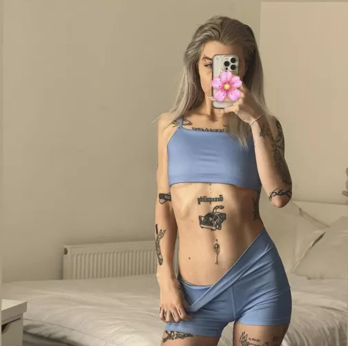 do you like my tummy? 🥺