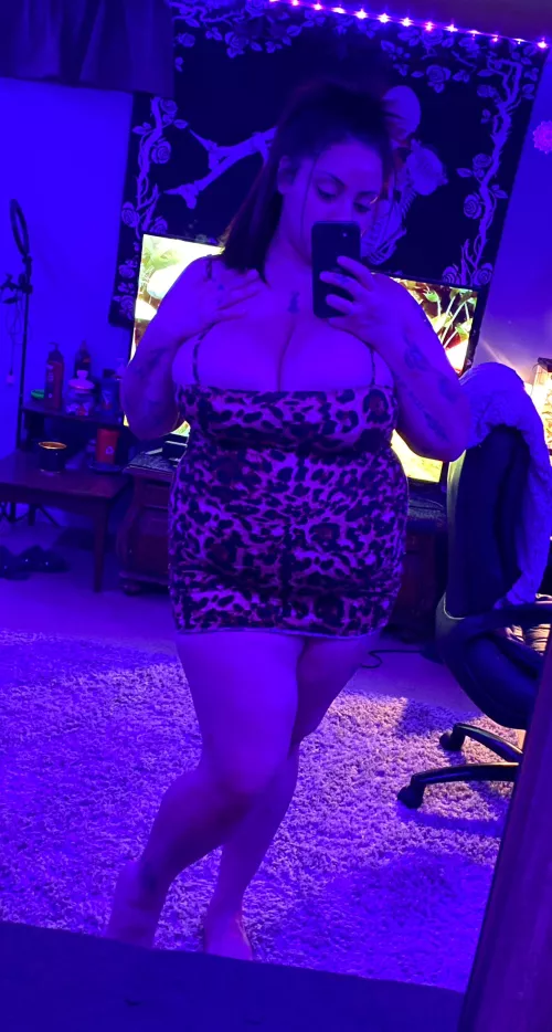 Dress was sooo small lol