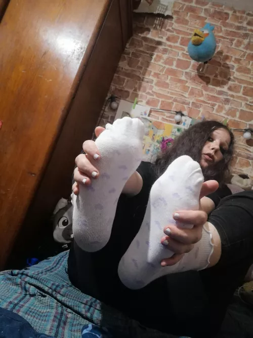 Fresh socksies lets get em smell nice??