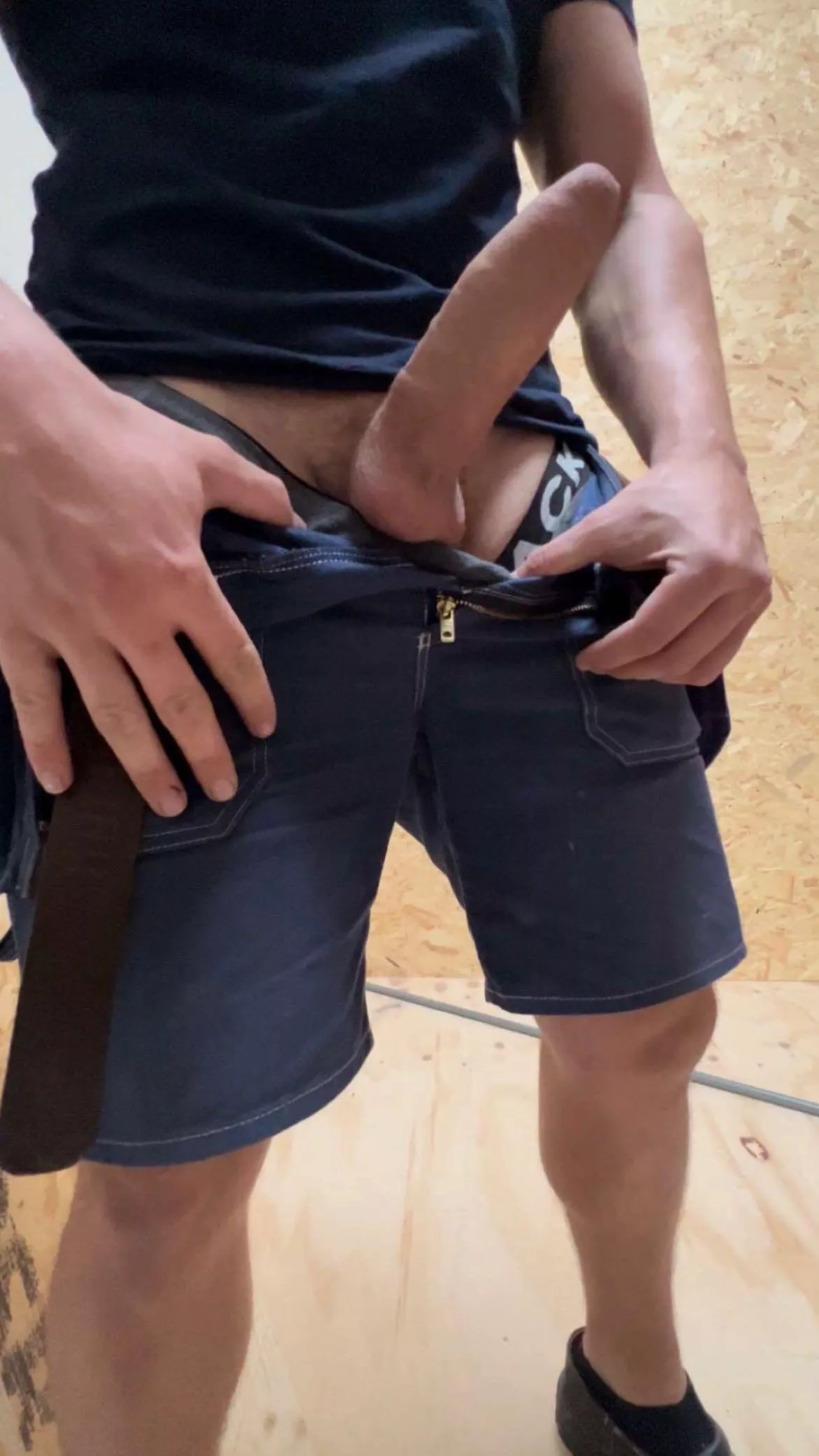 Horny at work! Would you suck or fuck me?