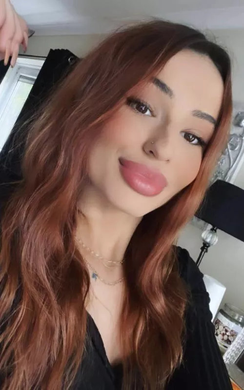 I want a submissive who enjoys being a slut for his mistress