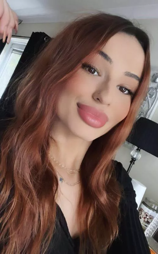 I want a submissive who enjoys being a slut for his mistress