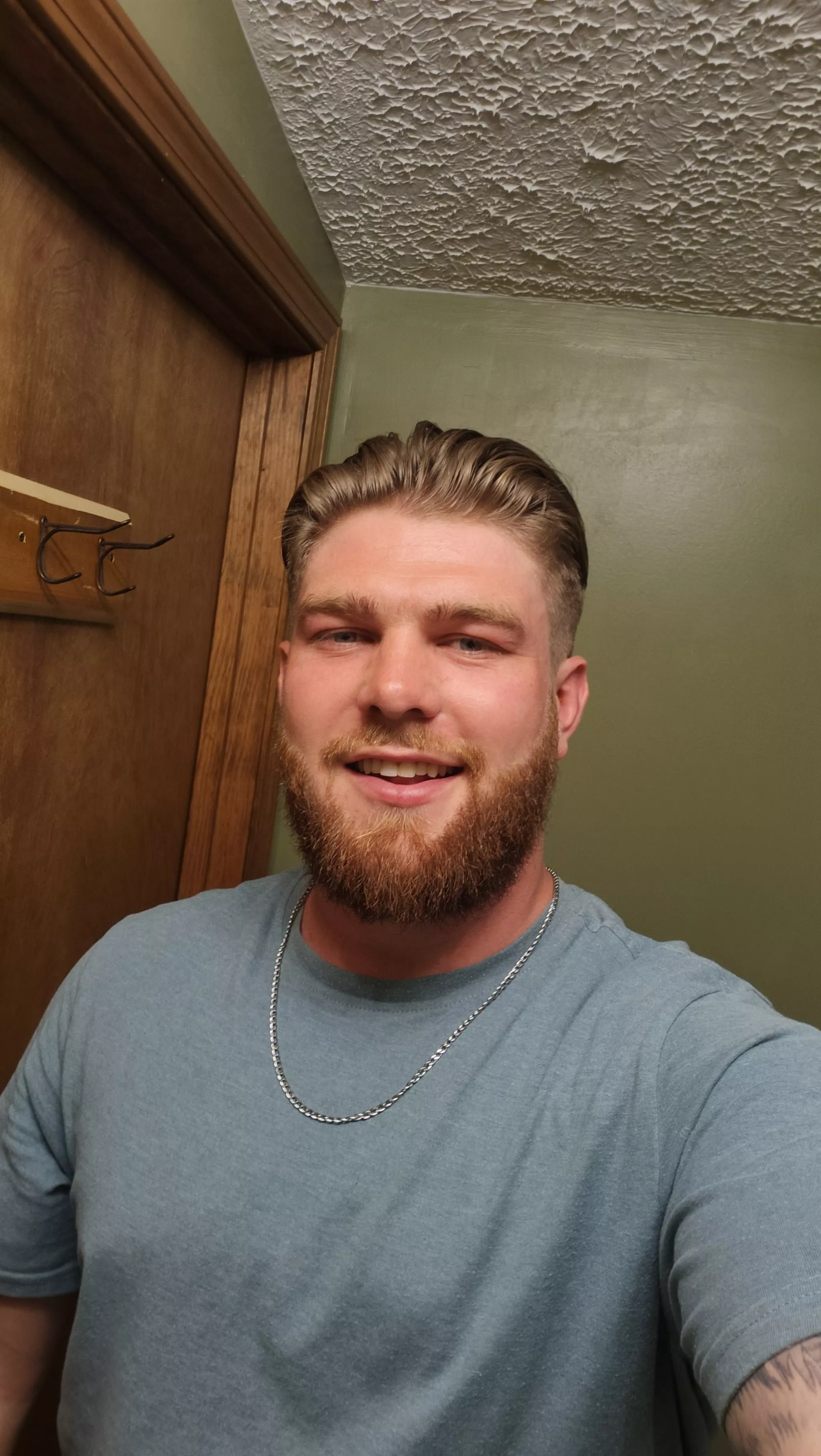 If you saw me at a bar by myself are you making a move on me?